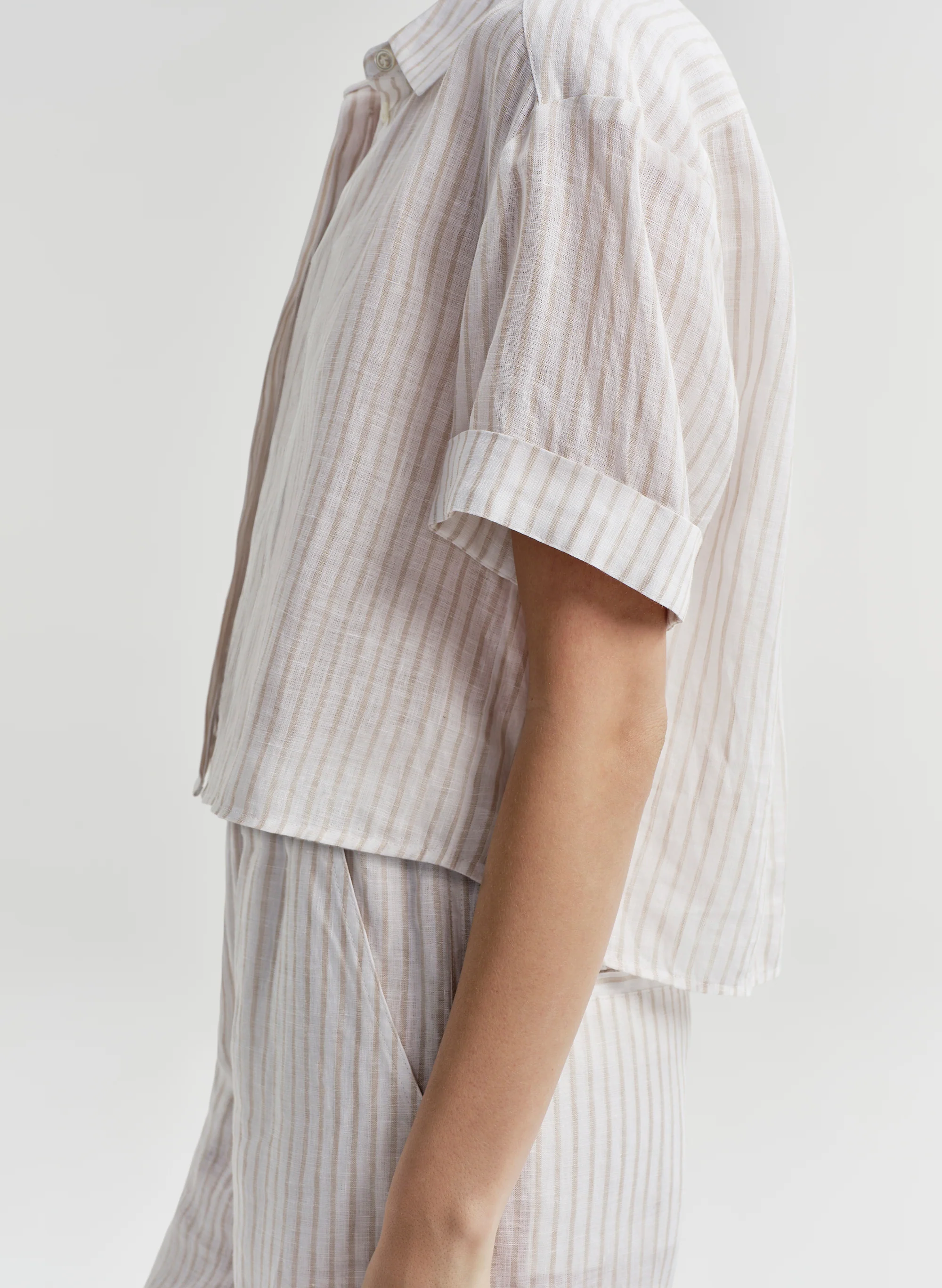 Mel Short Sleeve Linen Striped Shirt - Image 3