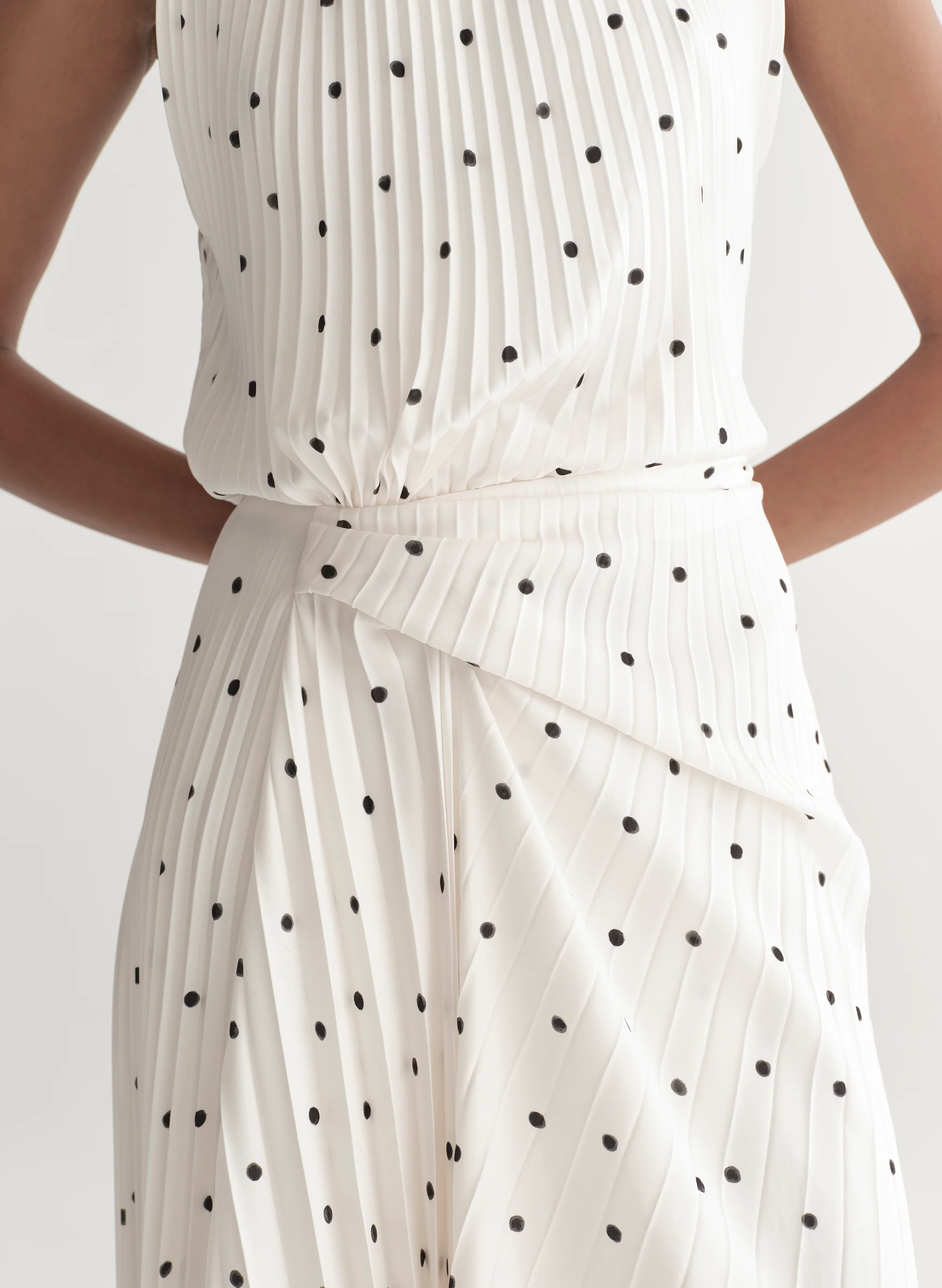 Simona Pleated Midi Dress - Image 2